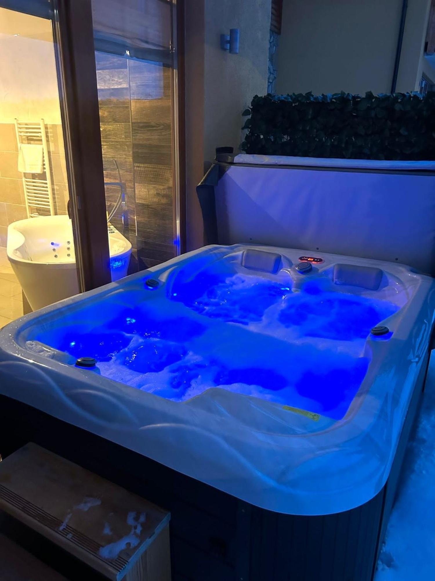 Chalet Jasna Wellness Apartment Saskia Jacuzzi & Sauna Demanovska Dolina Exterior photo